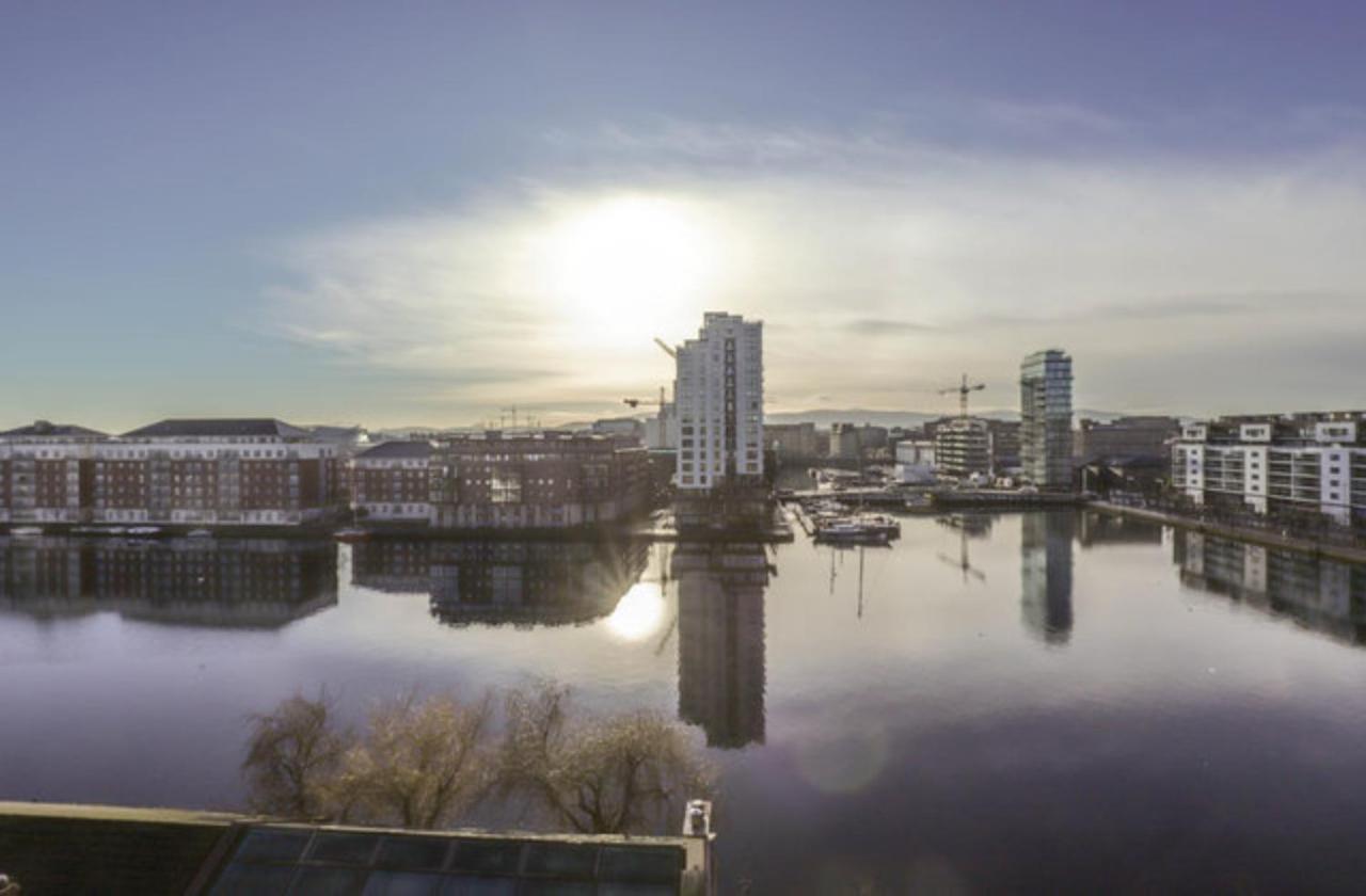 2 Bedroom Grand Canal Dock- Breathtaking Liffey Views Dublin Exterior foto